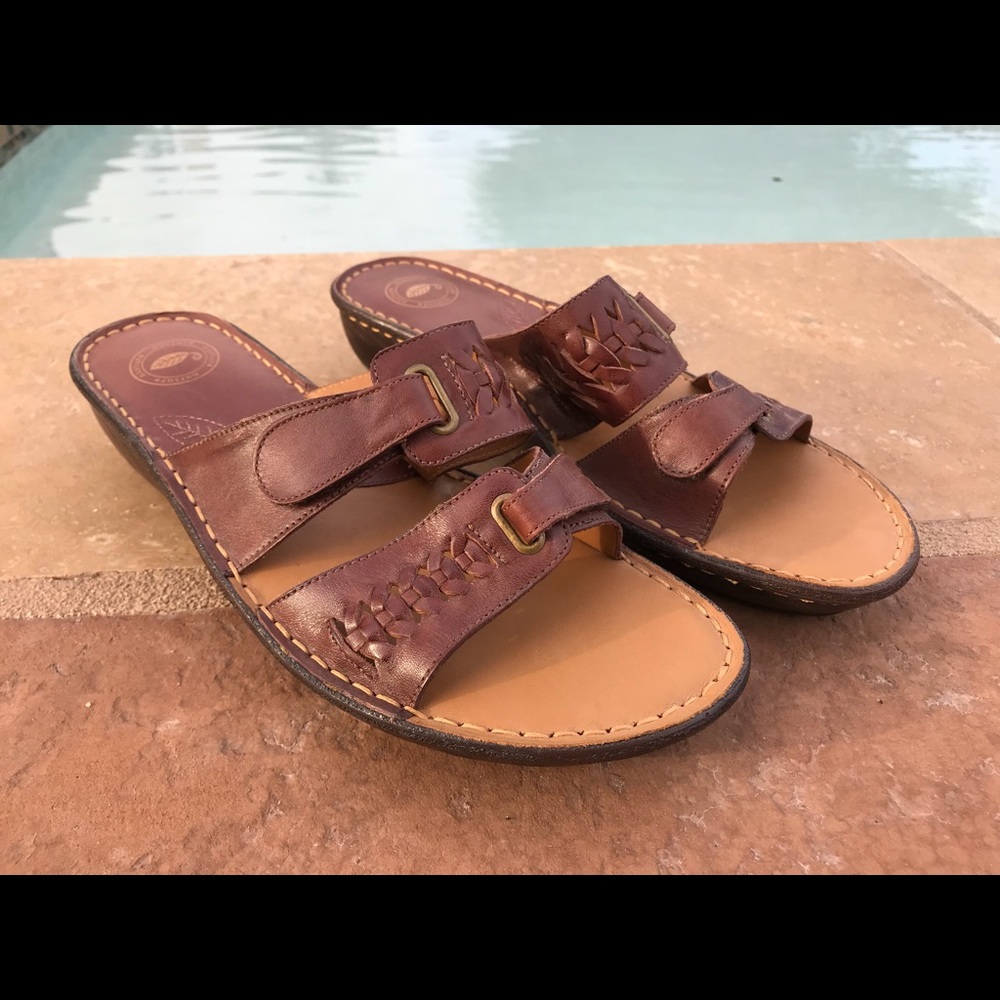 Brown Leather Nurture Wedge